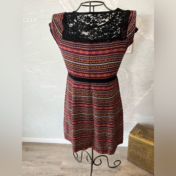 Anthropologie Sparrow Fair Isle Sweater Dress Lace Detail L - Picture 3 of 6